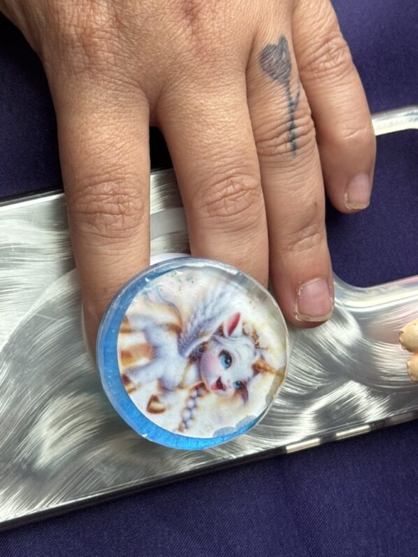 Unicorn Resin Phone Grip - Image 2